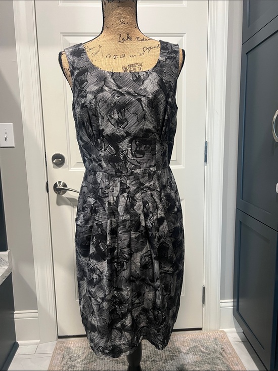 Banana Republic Dresses & Skirts - Banana Republic Sz 10 Silk/Wool Black/Light Gray Abstract Sleeveless Dress